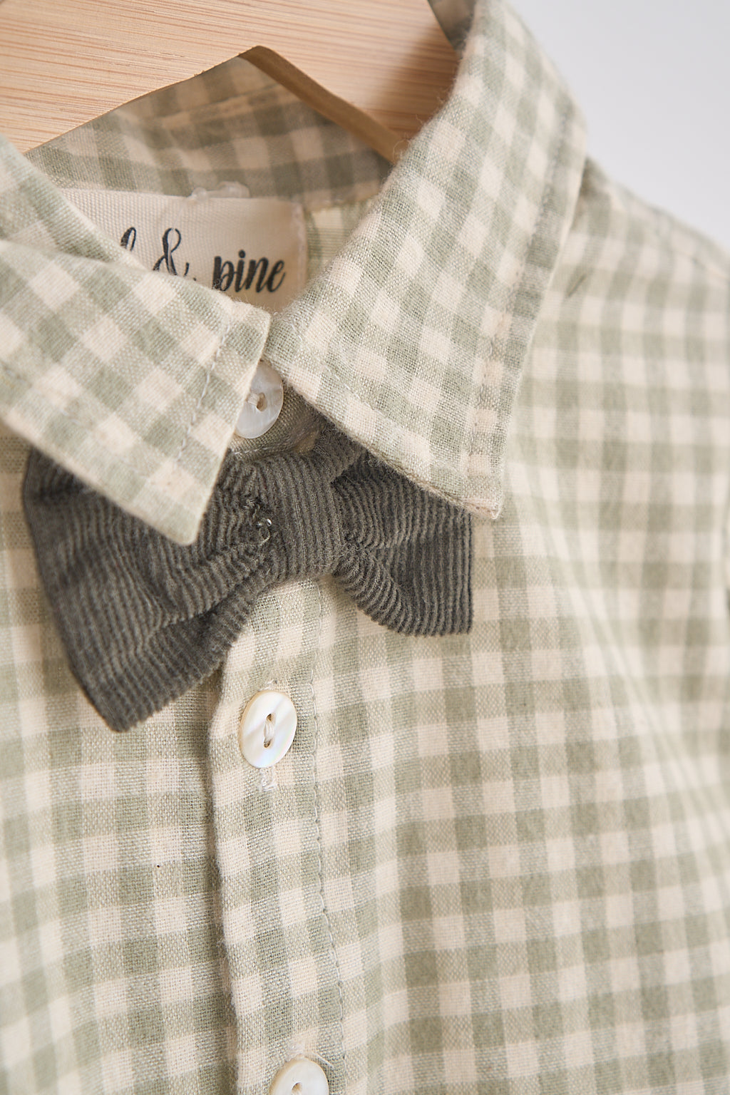 Green woven gingham bow flannel button down shirt