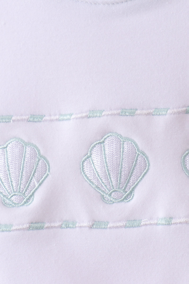 Blue seashell embroidery bubble