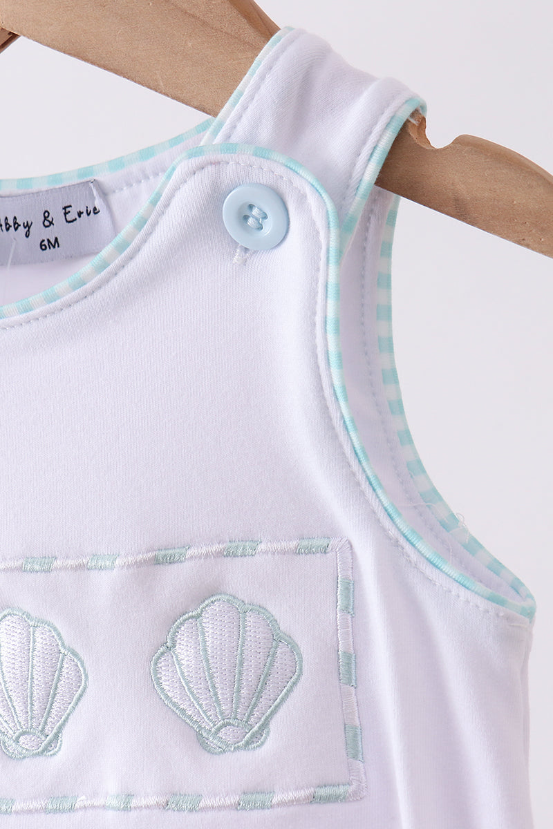 Blue seashell embroidery bubble