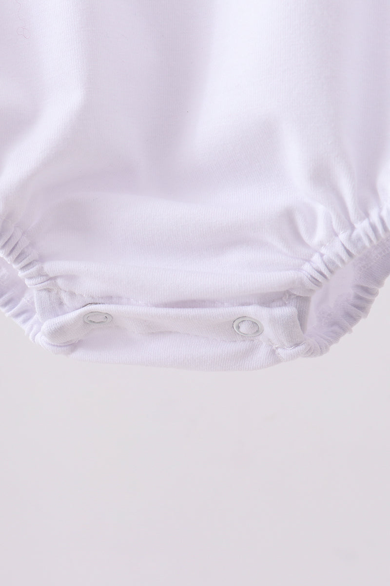 Blue seashell embroidery bubble