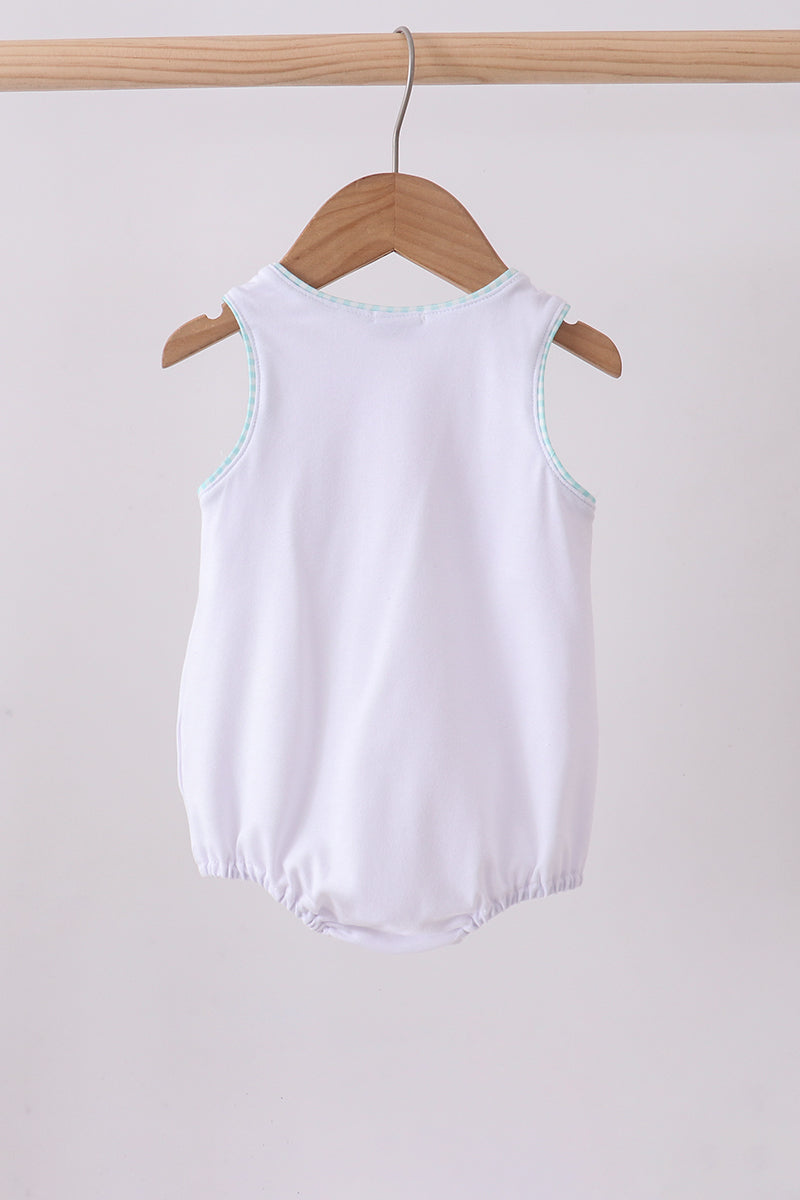 Blue seashell embroidery bubble